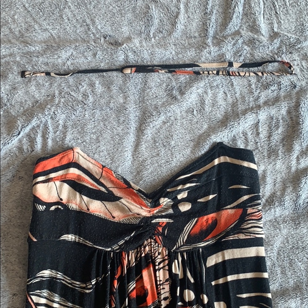 Dress - Picture 7 of 8